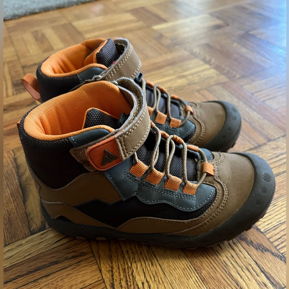 Kid’s Hiking Boots